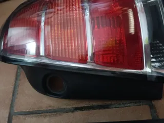 Pilotos Traseros Opel Zafira