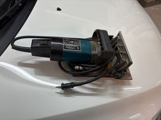 Fresadora Virutex con accesorios