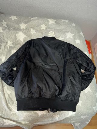 Chaqueta bomber negra