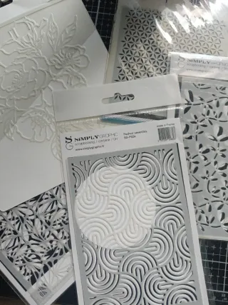 Pack 7 Stencils Scrap Simply Graphic y florileges