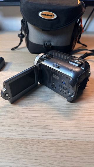 Videocámara JVC Everio HDD 30GB + Bolsa