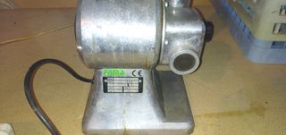 Picadora de carne industrial Fama