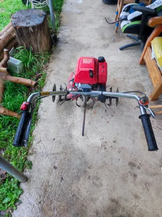 Motoazada Honda F210