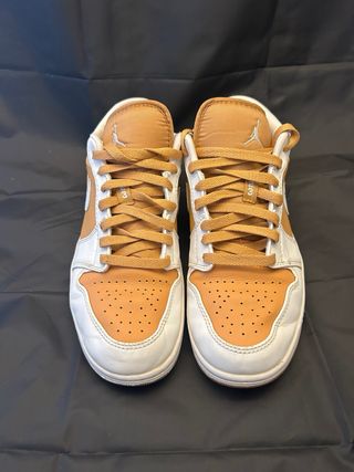 Nike Air Jordan Low Beige/White EU 41