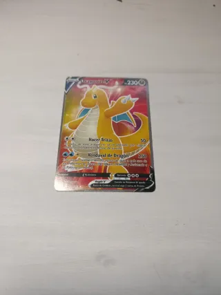 Carta Pokémon Dragonite V