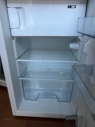 Nevera pequeña Teka, con congelador