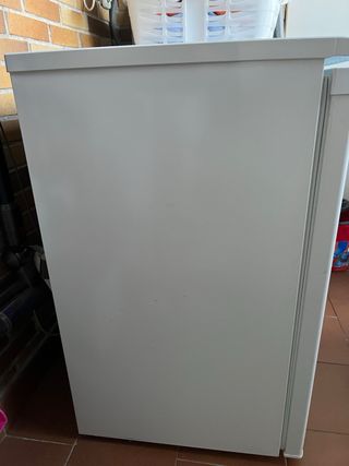 Nevera pequeña Teka, con congelador