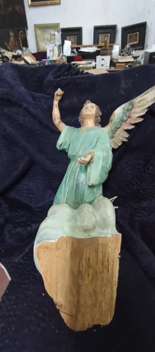 Pareja de ángeles antiguos