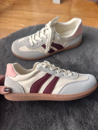 Zapatillas deportivas talla 38-39