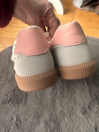 Zapatillas deportivas talla 38-39