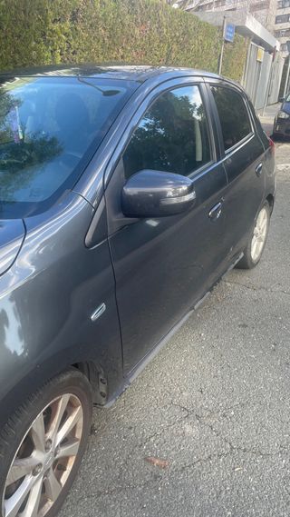 Mitsubishi Space Star 2015