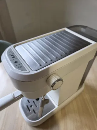 Cafetera Cecotec Blanca