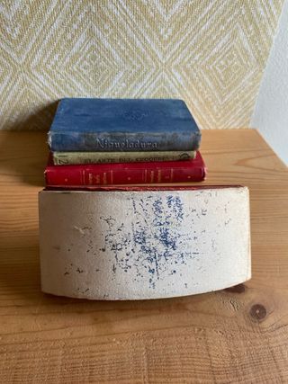 Secante de tinta antiguo de madera y cuero