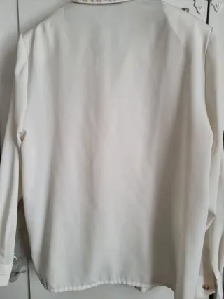 Blusa blanca. T42