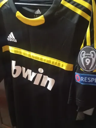 Camiseta Iker Casillas Adidas Negra y Amarilla