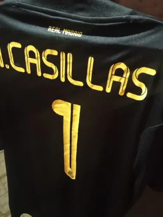 Camiseta Iker Casillas Adidas Negra y Amarilla