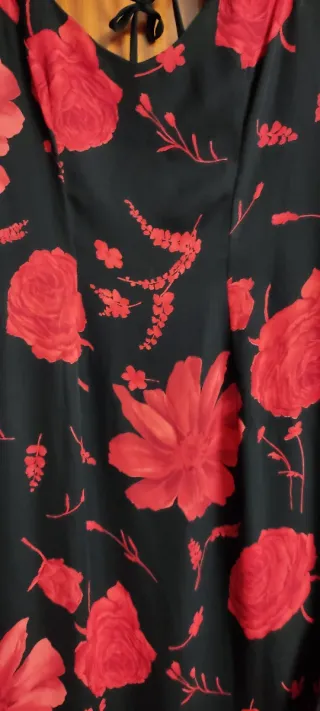 Vestido asimétrico estampado floral