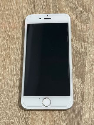 iPhone 6 Blanco para piezas no enciende
