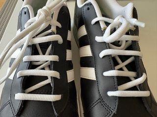 Zapatillas Adidas Negras Cordones Blancos