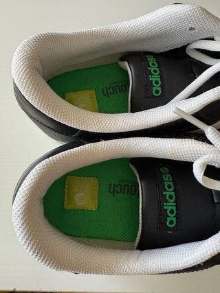 Zapatillas Adidas Negras Cordones Blancos