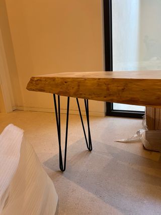 Banco de madera hecho a mano