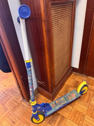 Patinete Bob Esponja Smoby infantil (usado)