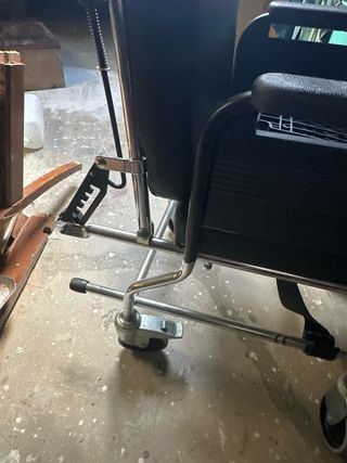 Silla de ruedas antigua