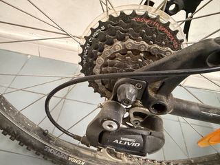 Bicicleta GT Avalanche 3.0 Negra