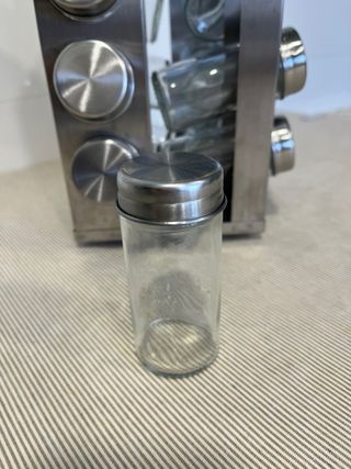 Especiero Giratorio Metálico con Frascos