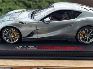 Ferrari 812 Competizione 2021 1:18 BBR
