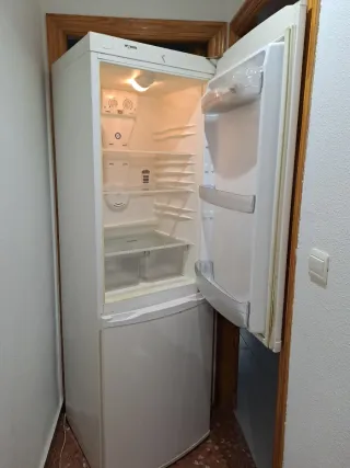 Nevera Whirlpool Blanca