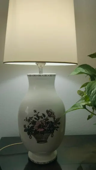 Lámpara de mesa La Cartuja de Sevilla