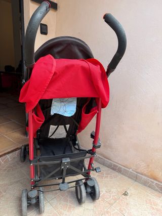 Carrito de bebé Chicco rojo y negro