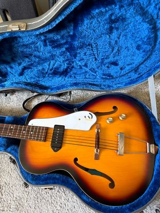 Epiphone Inspired by Century 1966 Guitarra