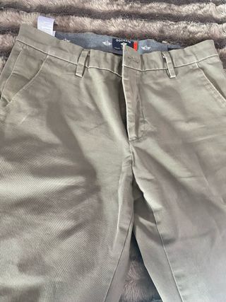 Pantalones Dockers color camel