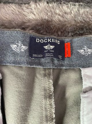 Pantalones Dockers color camel