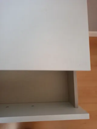 Cabecero y mesillas blanco