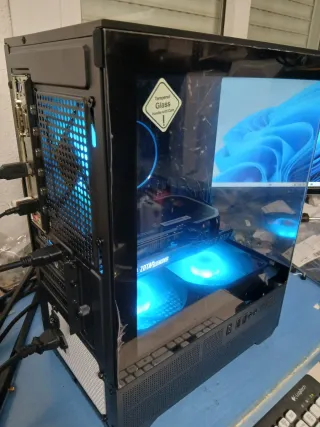 PC Intel Core i5-14400 y RTX 4060