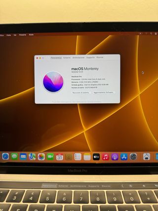 MacBook Pro Touch Bar