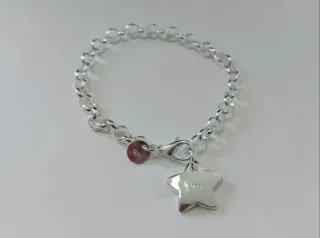 Pulsera de plata con estrella