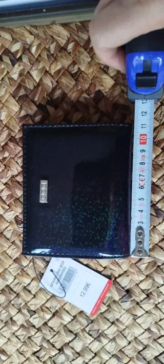 Cartera Misako negra con brillos.