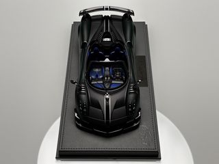 Pagani Huayra Roadster BC 1:18 BBR Edição Limitada