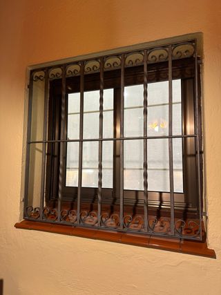 Reja de hierro forjado