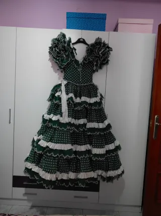 Traje de gitana verde y blanco talla 12
