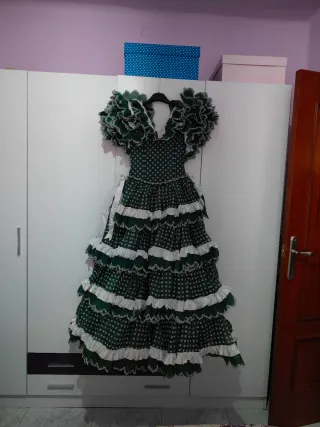 Traje de gitana verde y blanco talla 12