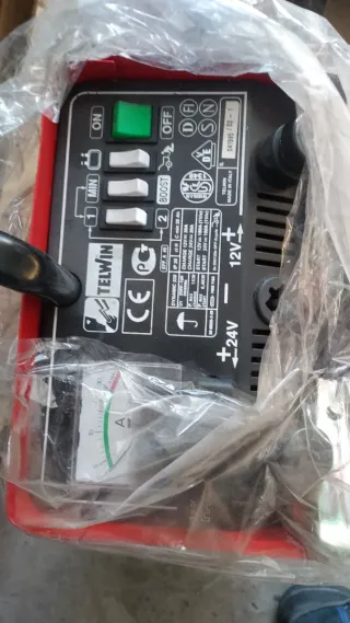 Cargador de baterías Telwin Dynamic 320