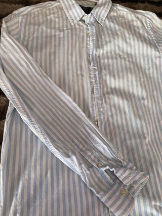 Camisa de rayas Dockers azul y blanco