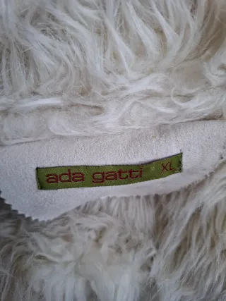 Abrigo Vintage Beige con Forro de Pelo