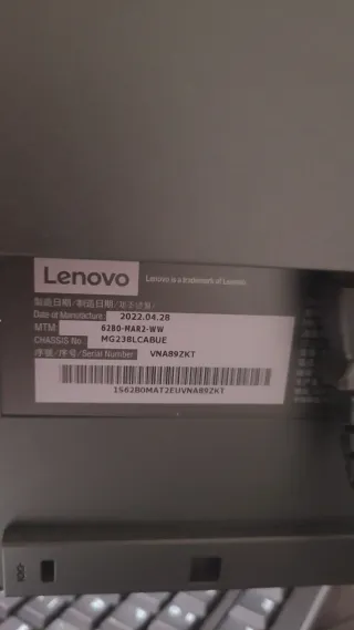 Monitor Lenovo Thinkvision 24 Negro + teclado