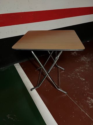 Mesa plegable madera y metal